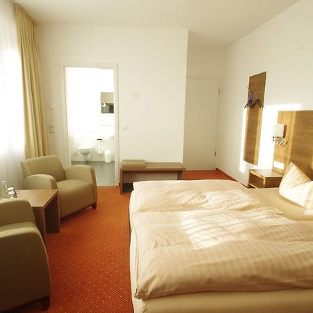 Hotel Peterchens Mondfahrt Fulda Exterior photo